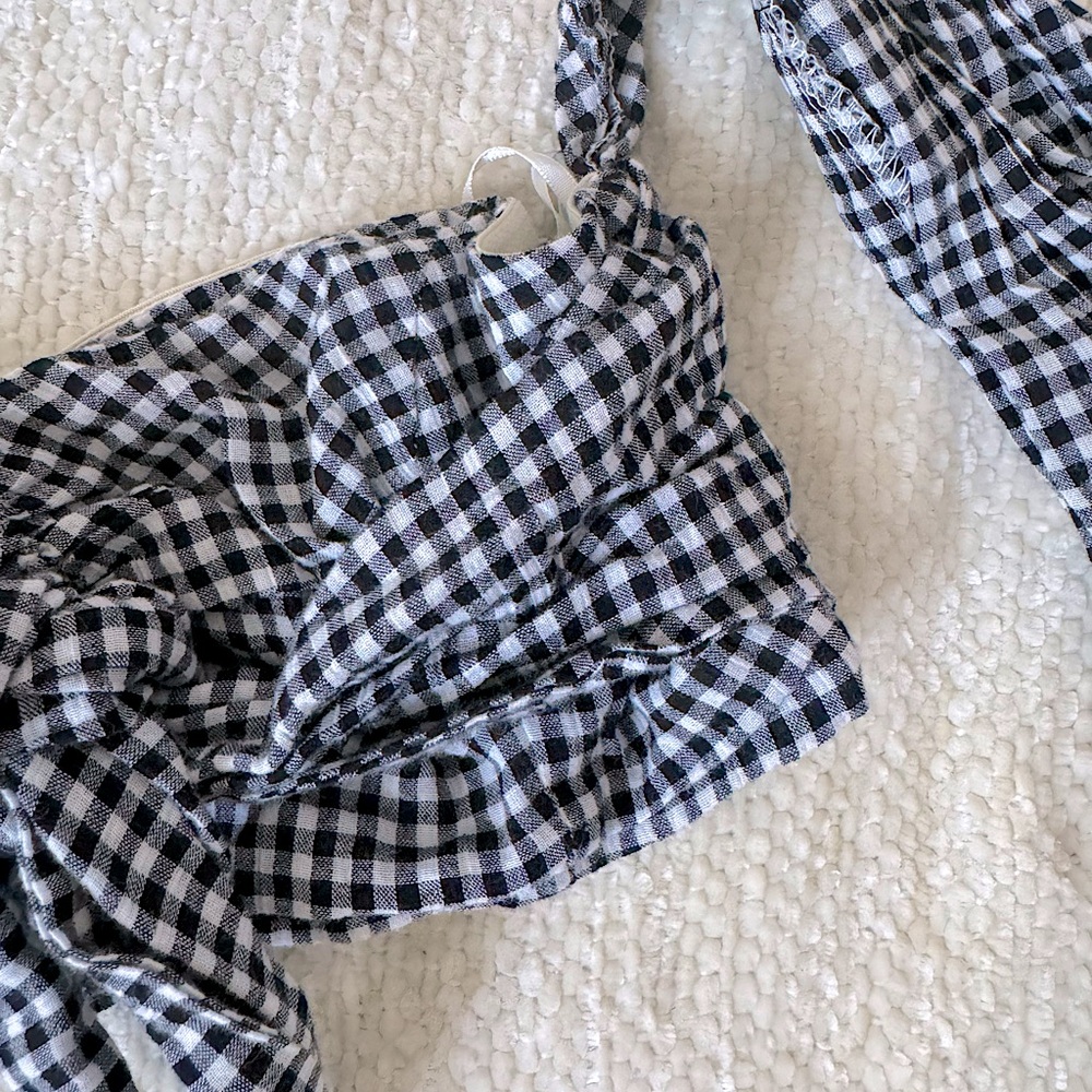 HONEY PUNCH | gingham crop top. - Picture 4 of 6